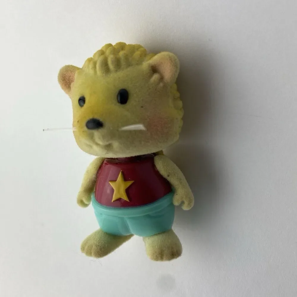 Li'l Woodzeez Huey Hedgehog Blind Bag Acorns Little BobbleHead Animals Series 2